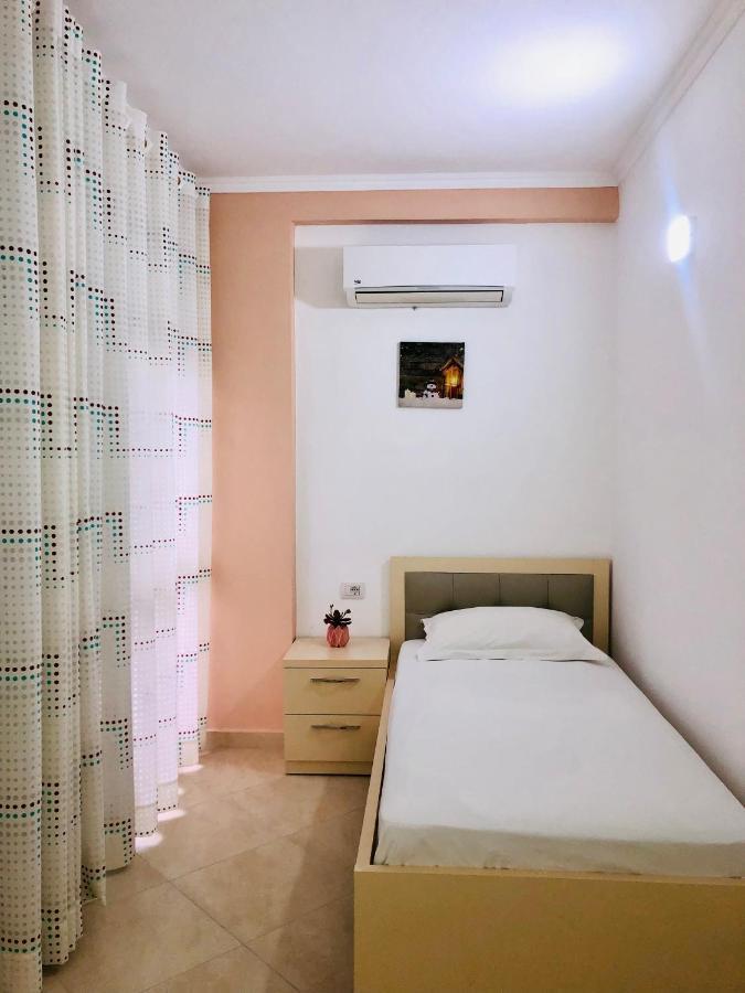 Uani Apartment Durres Exterior photo