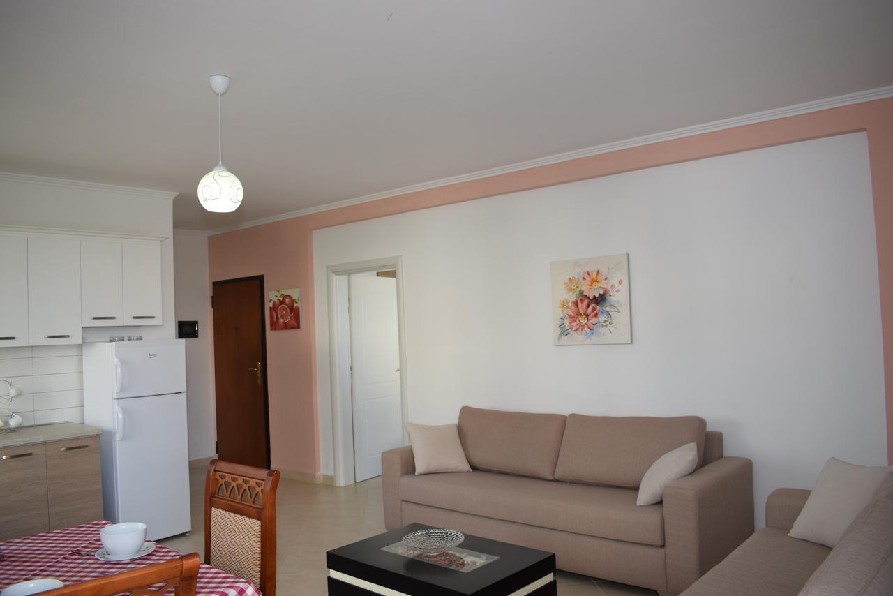 Uani Apartment Durres Exterior photo